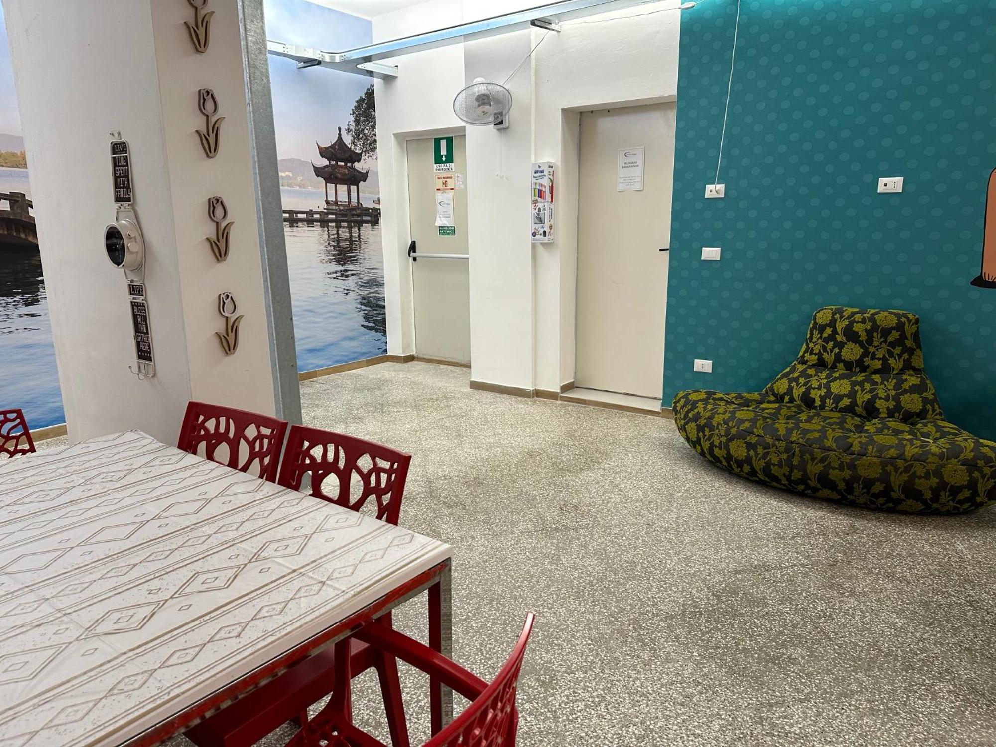 Cconforthotels Host Bari Centrale Εξωτερικό φωτογραφία
